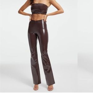 Good American VINYL FLARE LEGGINGS - size 1 (S) Never worn.